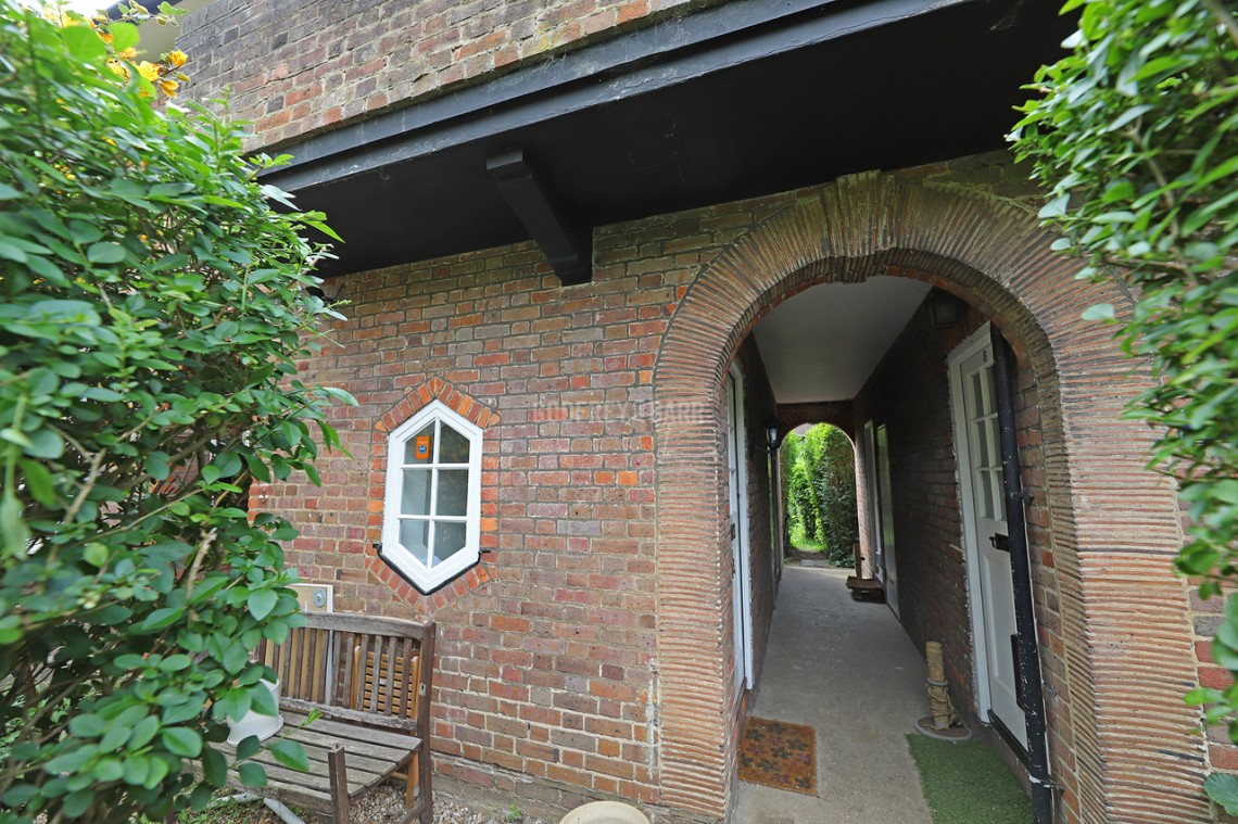 Images for Midholm Close, Hampstead Garden Suburb