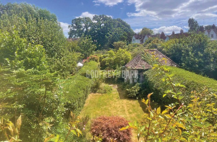 View Full Details for Hogarth Hill, Hampstead Garden Suburb