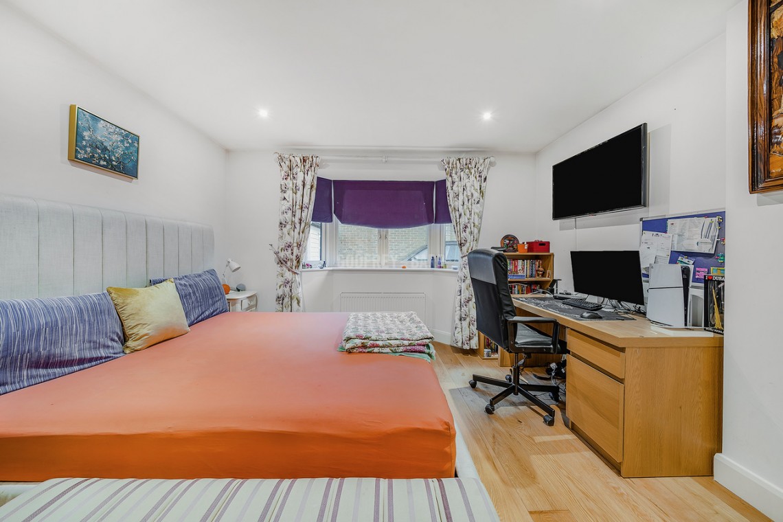 Images for Mill Close, Mill Hill East/ Hendon