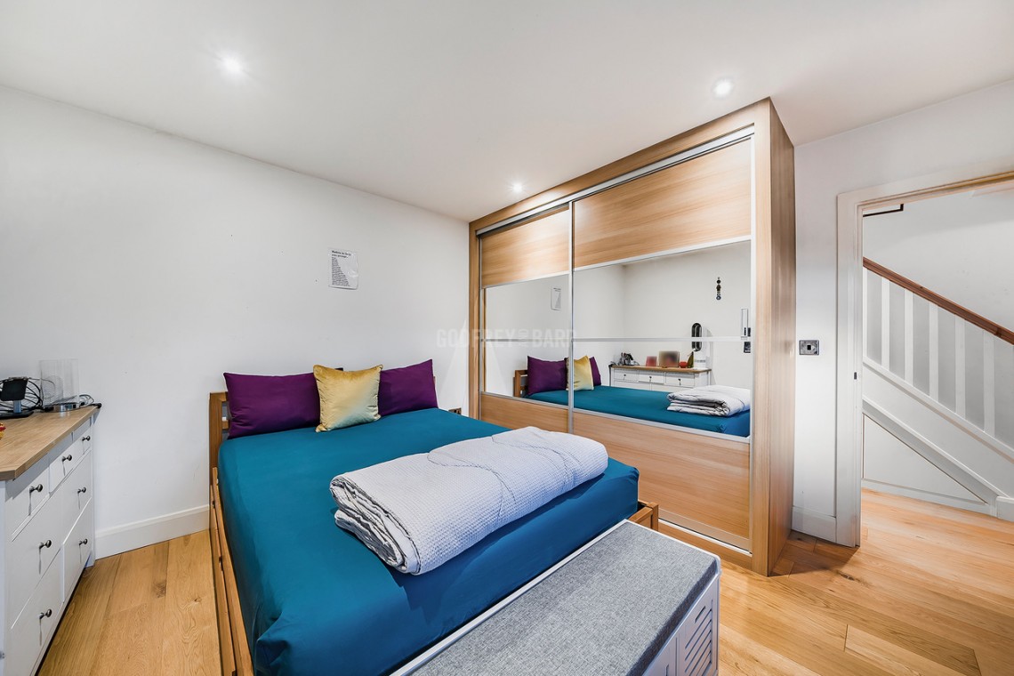 Images for Mill Close, Mill Hill East/ Hendon