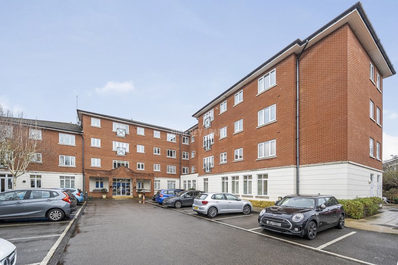 Langstone Way, Mill Hill East