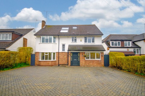 Bishops Avenue, Elstree