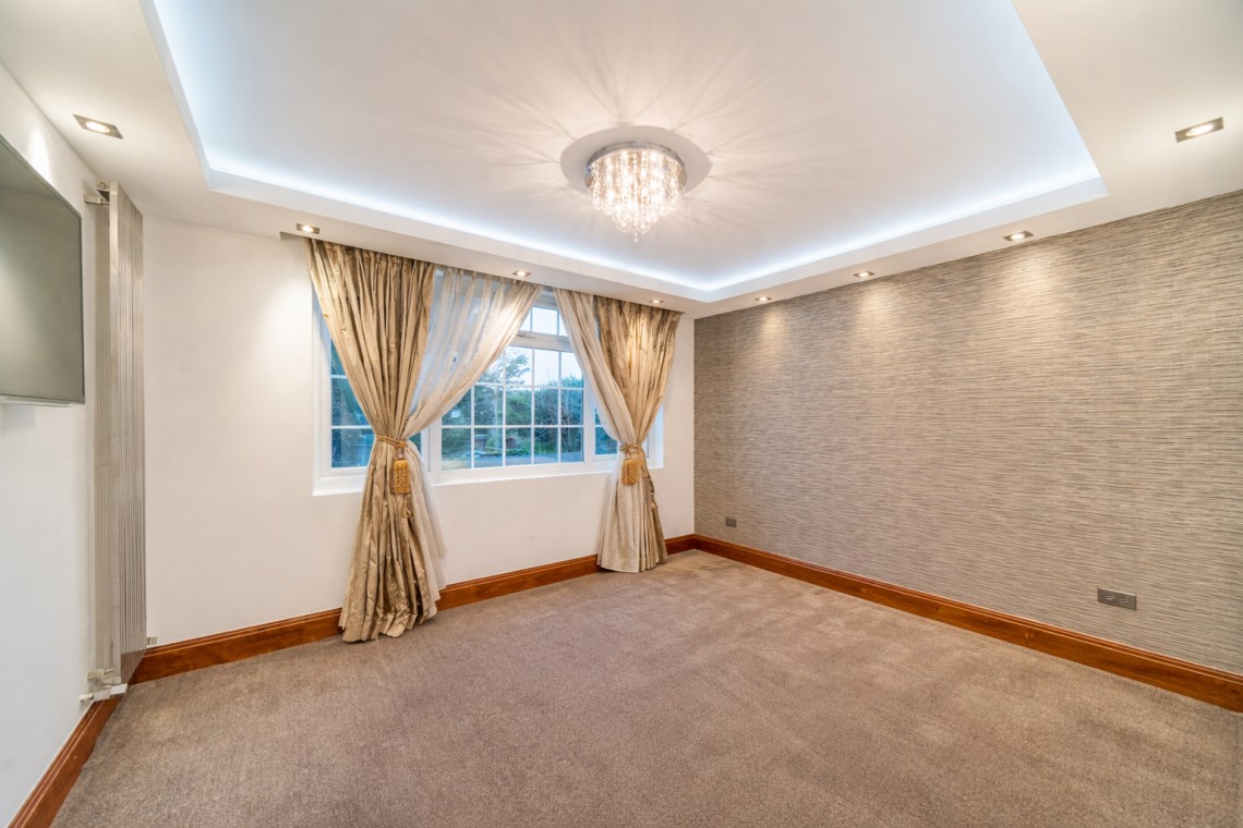 Images for Beaufort Drive, Hampstead Garden Suburb borders