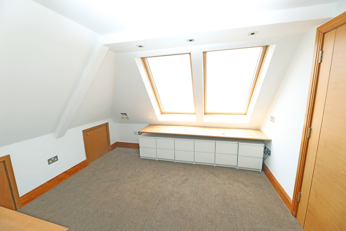 Images for Beaufort Drive, Hampstead Garden Suburb borders