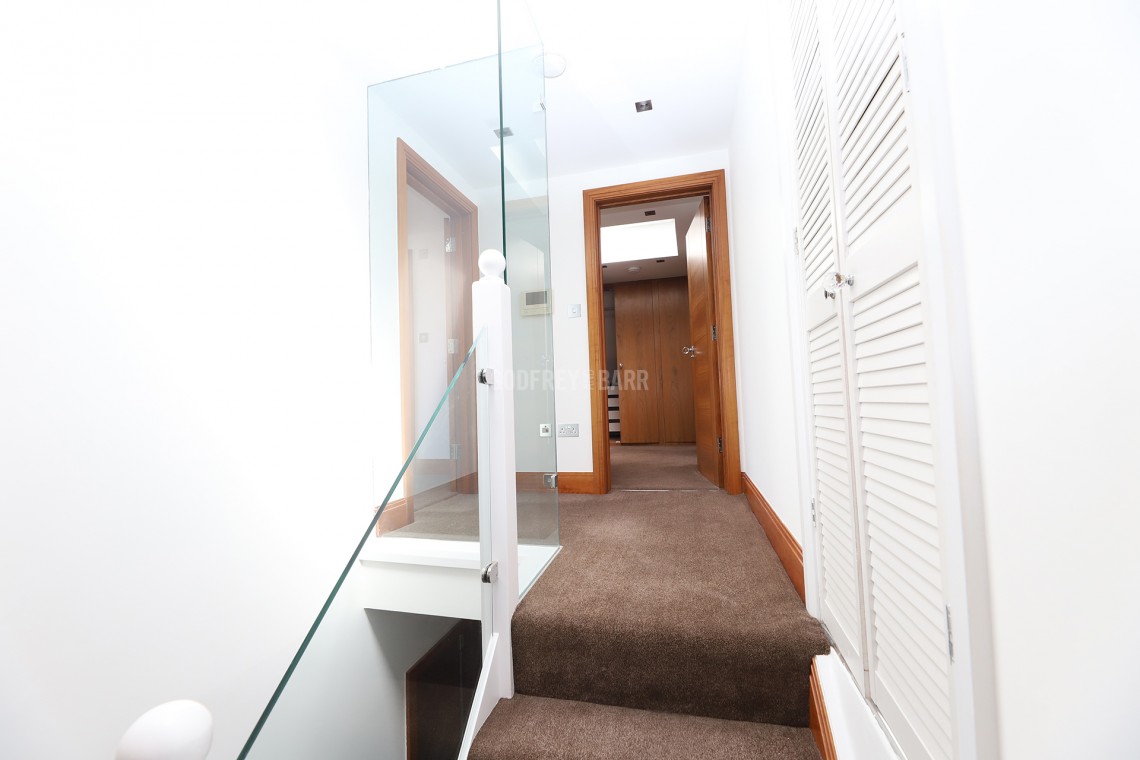 Images for Beaufort Drive, Hampstead Garden Suburb borders