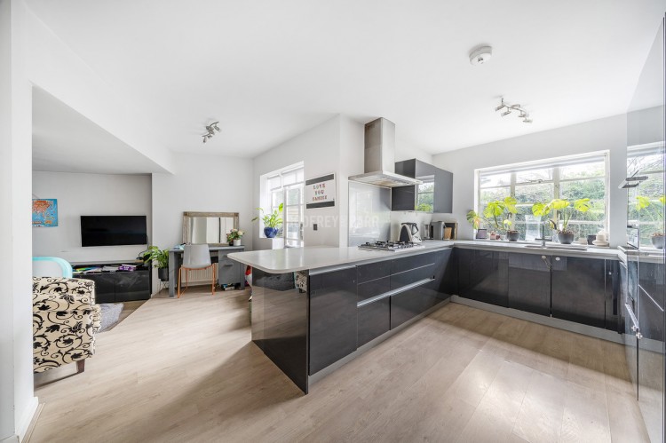 View Full Details for Howard Walk, Hampstead Garden Suburb
