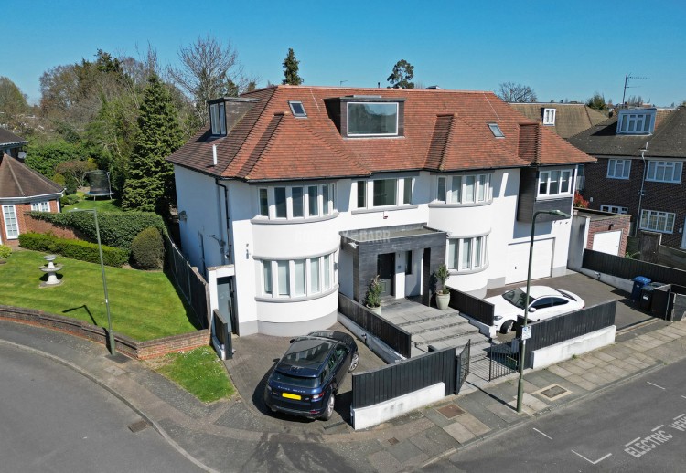 View Full Details for Fairholme Close, Finchley