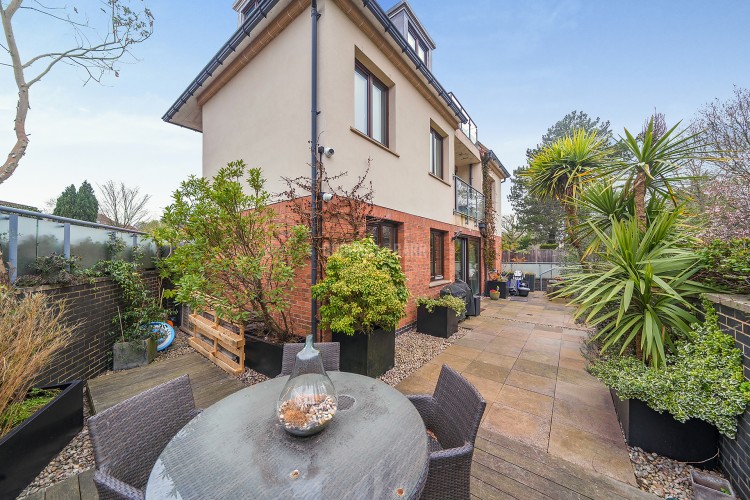 View Full Details for Aylmer Road, Hampstead Garden Suburb / East Finchley borders