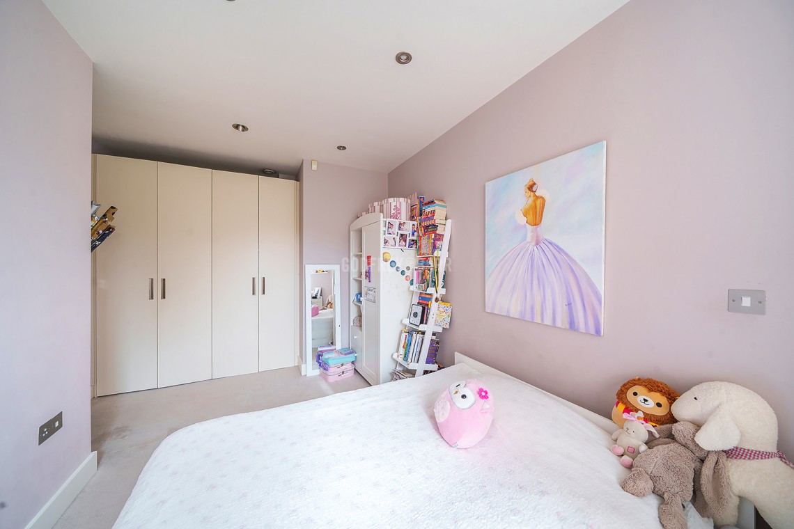 Images for Aylmer Road, Hampstead Garden Suburb / East Finchley borders