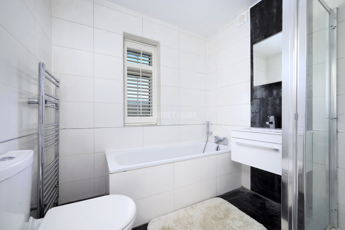 Images for Lawrence Gardens, Mill Hill
