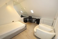 Images for Eastholm, Hampstead Garden Suburb
