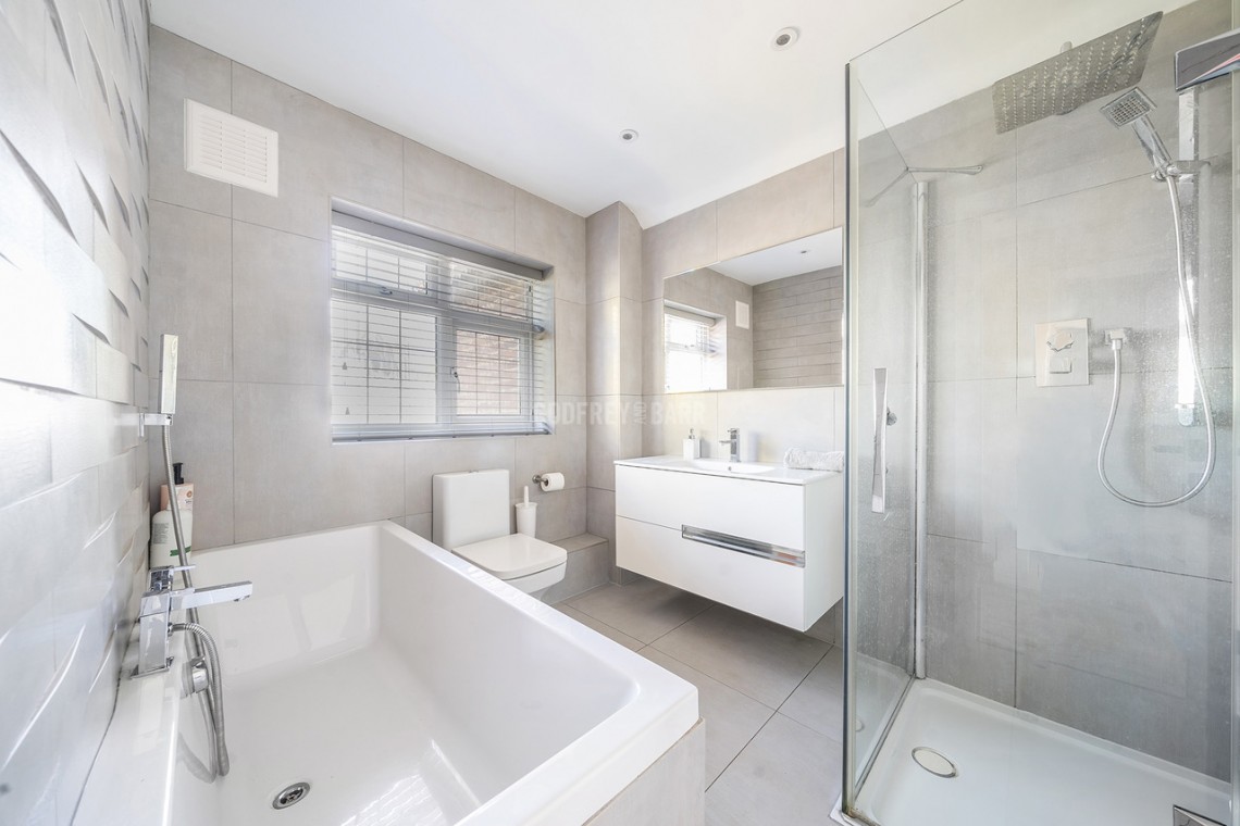 Images for Holmdene Avenue, Mill Hill
