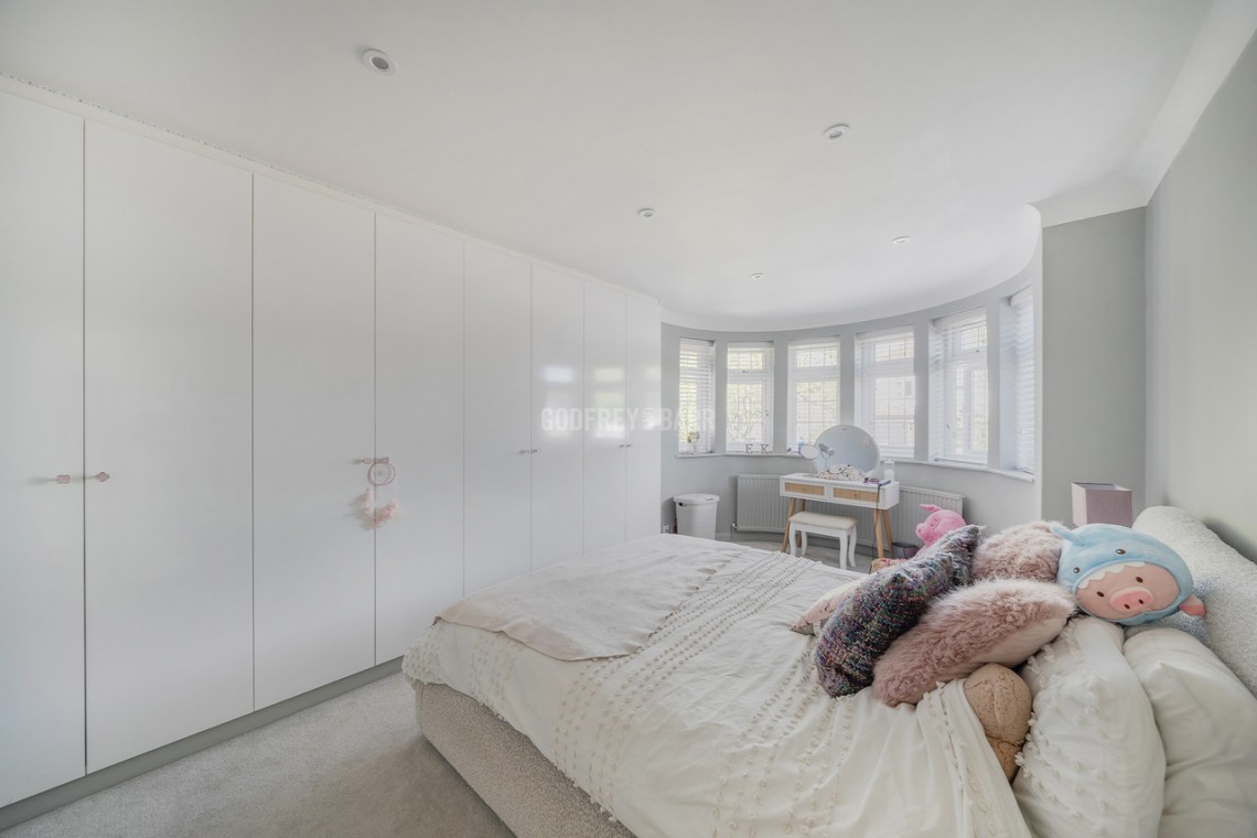 Images for Holmdene Avenue, Mill Hill