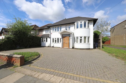 Selvage Lane, Mill Hill