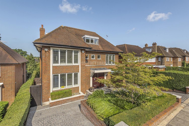 View Full Details for Church Mount, Hampstead Garden Suburb