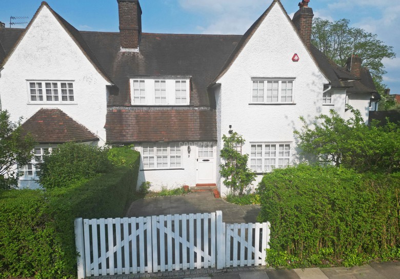 Bigwood Road, Hampstead Garden Suburb