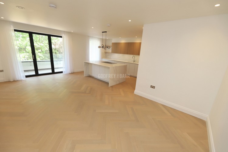 View Full Details for Beechcroft Avenue, Golders Green