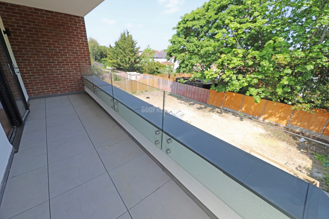 Images for Beechcroft Avenue, Golders Green