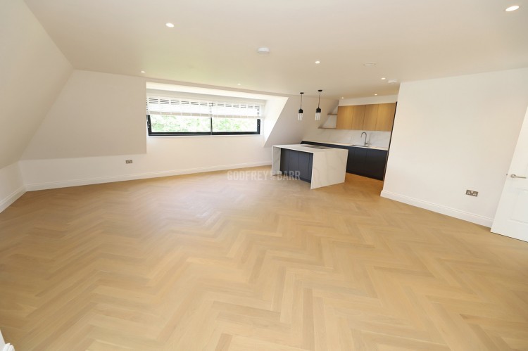 View Full Details for Beechcroft Avenue, Golders Green