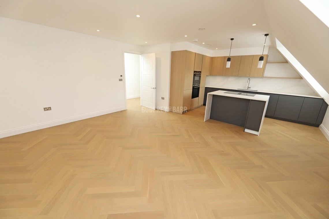 Images for Beechcroft Avenue, Golders Green