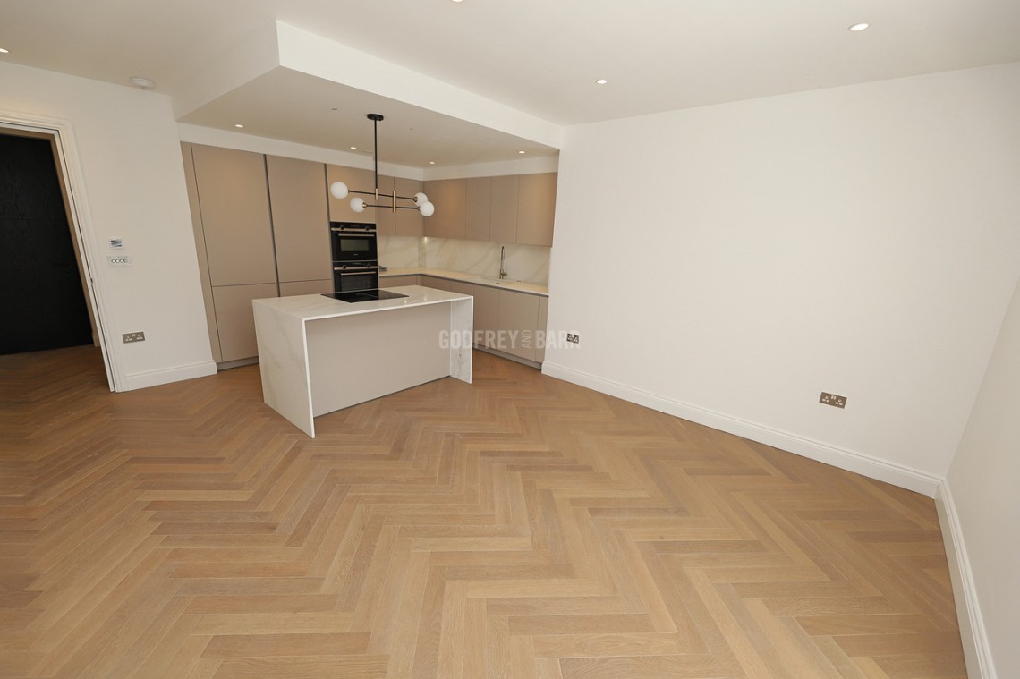 Images for Beechcroft Avenue, Golders Green