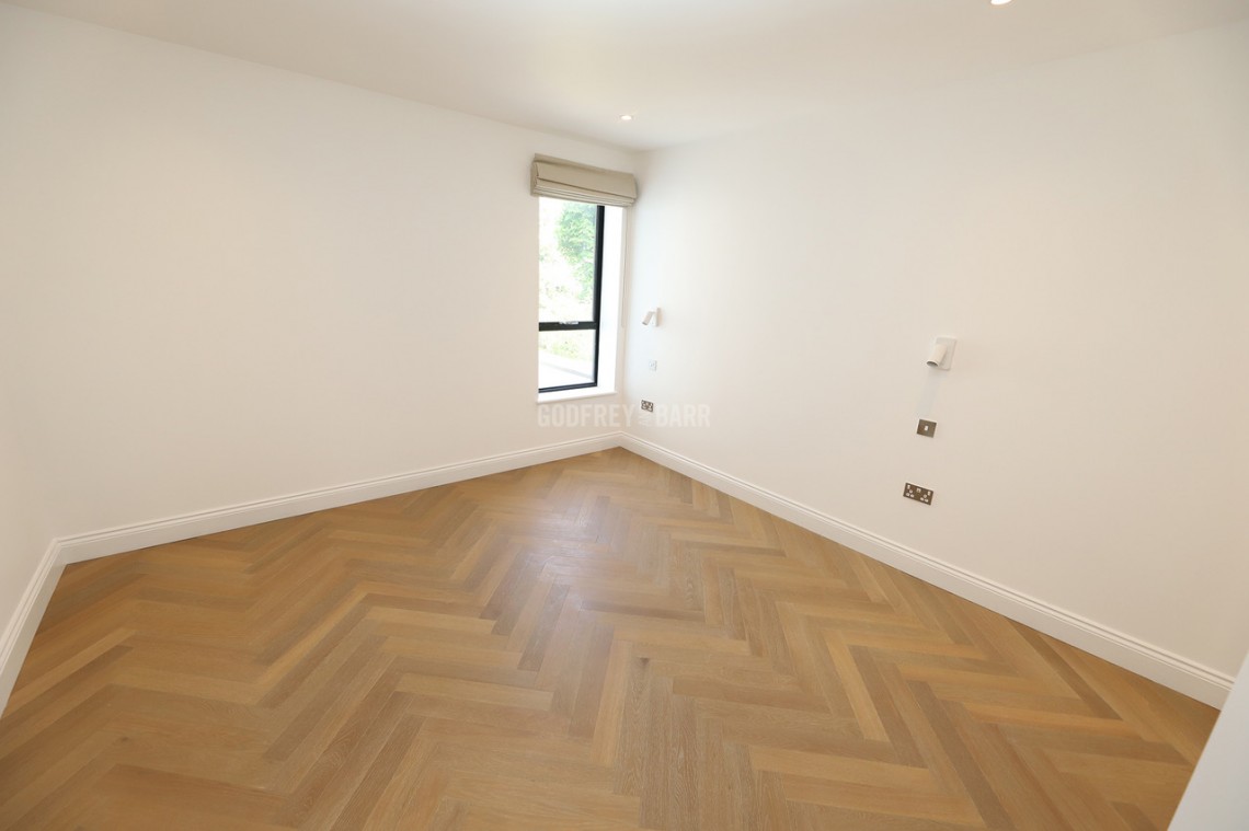 Images for Beechcroft Avenue, Golders Green