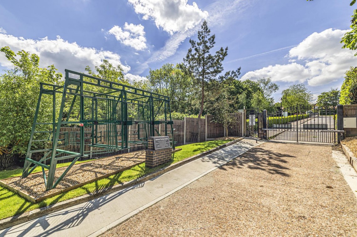 Images for St Vincents Lane, Mill Hill