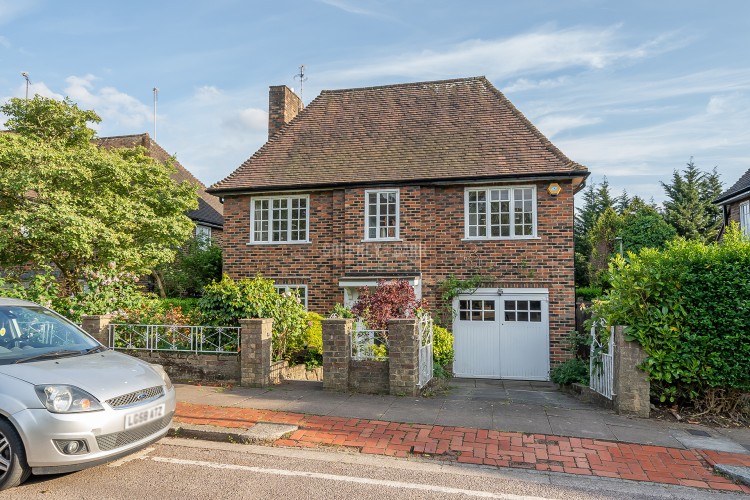 View Full Details for Maurice Walk, Hampstead Garden Suburb