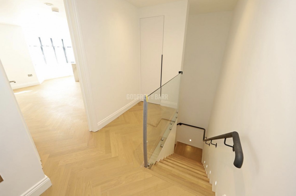 Images for Beechcroft Avenue, Golders Green