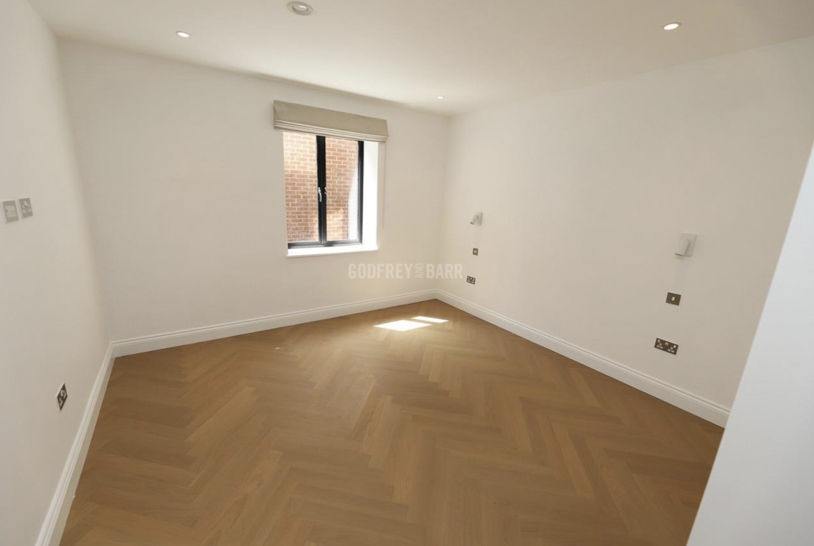 Images for Beechcroft Avenue, Golders Green
