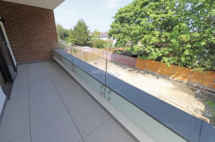 View Full Details for Beechcroft Avenue, Golders Green
