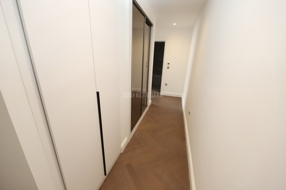 Images for Beechcroft Avenue, Golders Green