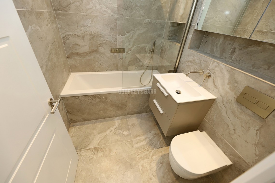 Images for Beechcroft Avenue, Golders Green