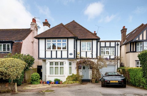 The Ridgeway, Mill Hill