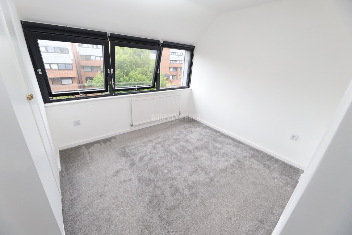 Images for Britten Close, Hampstead Garden Suburb borders/Golders Green