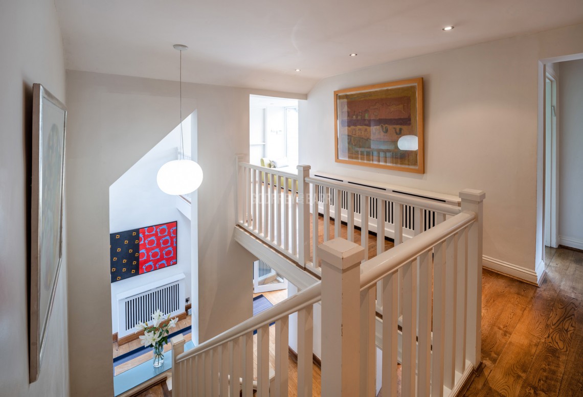 Images for Burtonhole Lane, Mill Hill Village