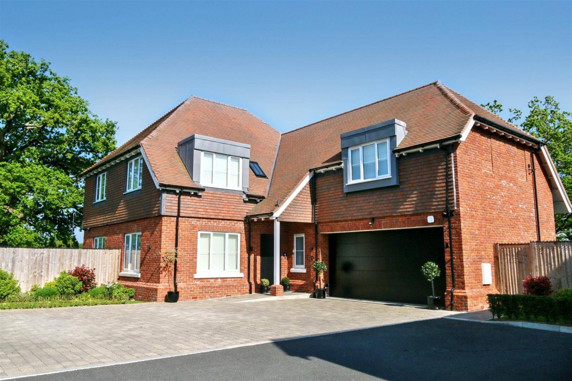 Images for Bridle Close, Shenley Borders