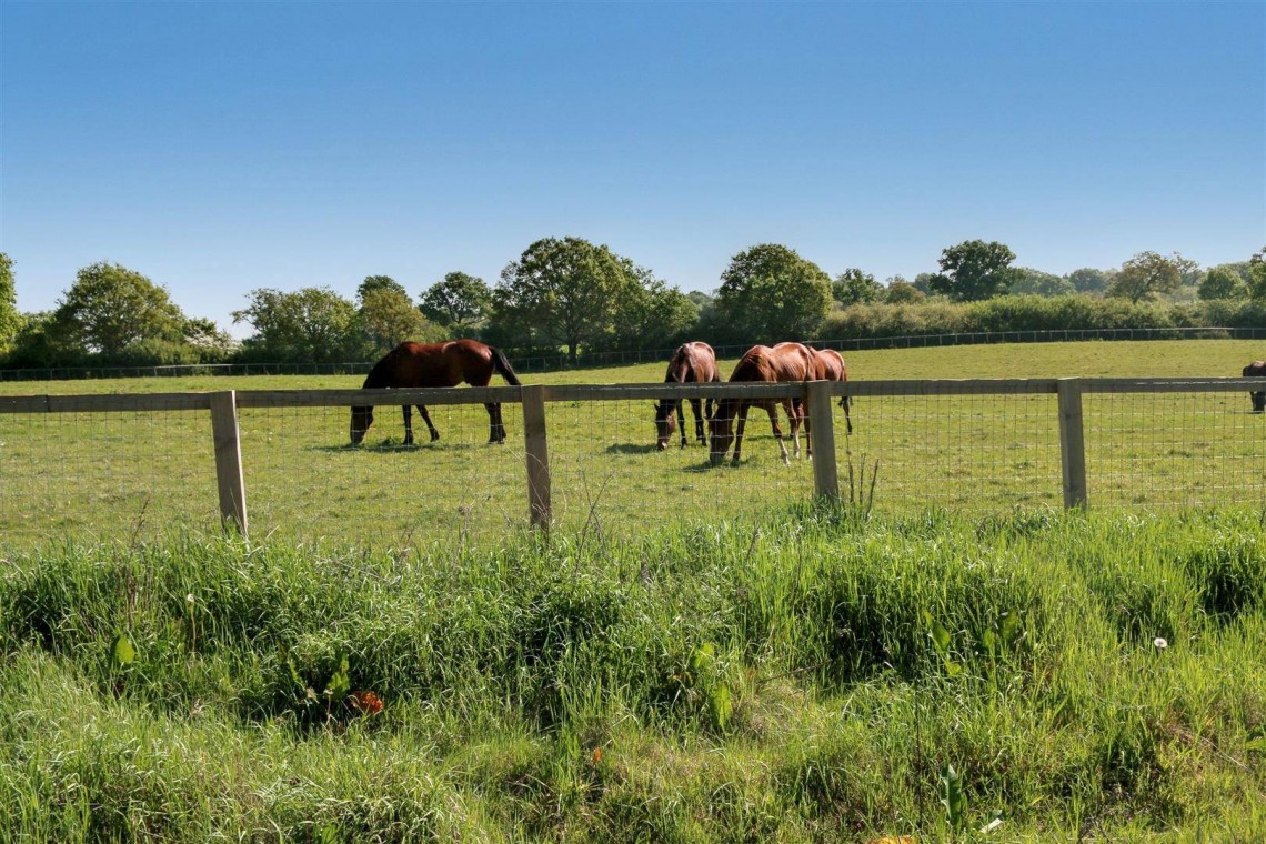 Images for Bridle Close, Shenley Borders