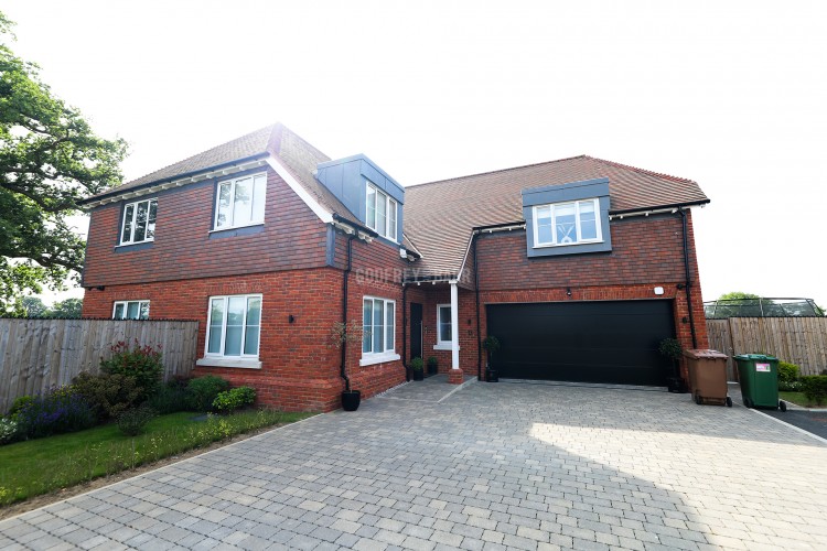 View Full Details for Bridle Close, Shenley Borders