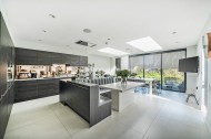 Images for Tretawn Gardens, Mill Hill
