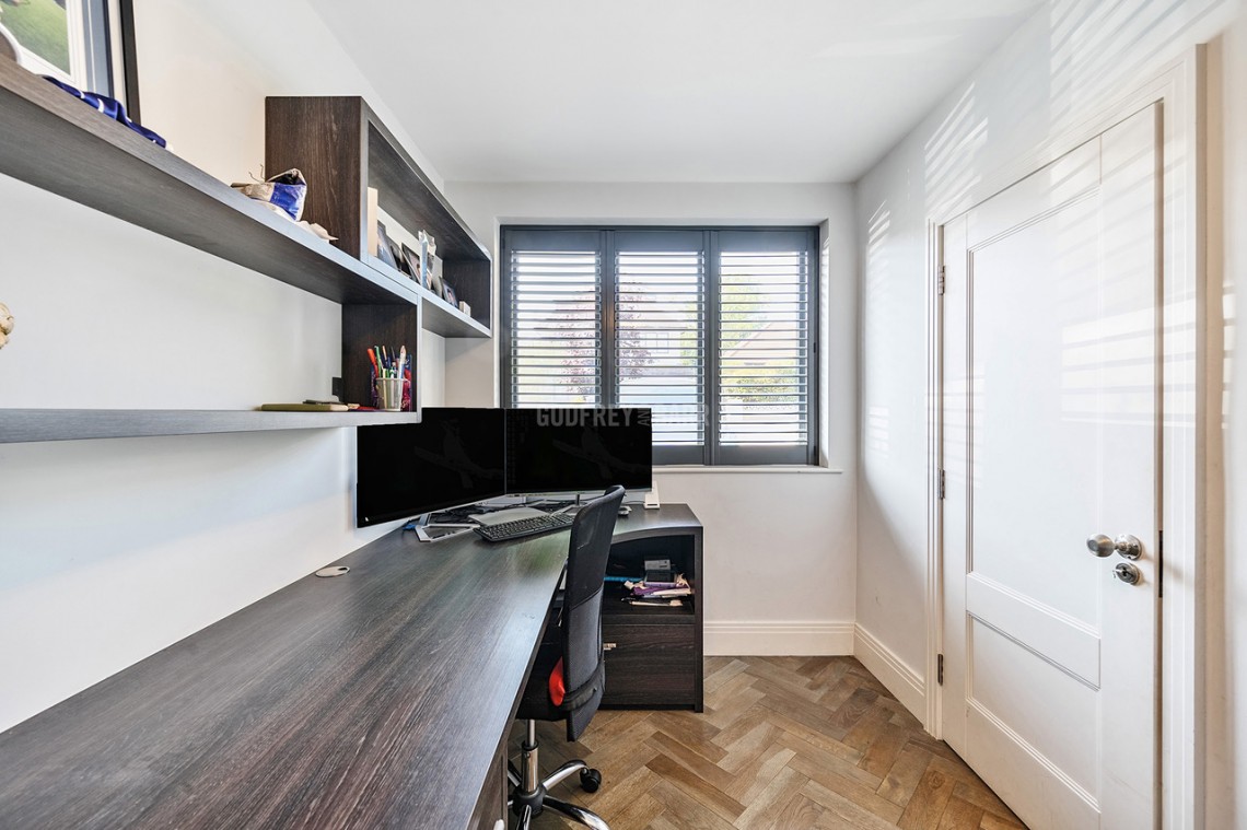 Images for Tretawn Gardens, Mill Hill
