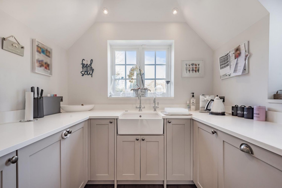 Images for Midholm, Hampstead Garden Suburb