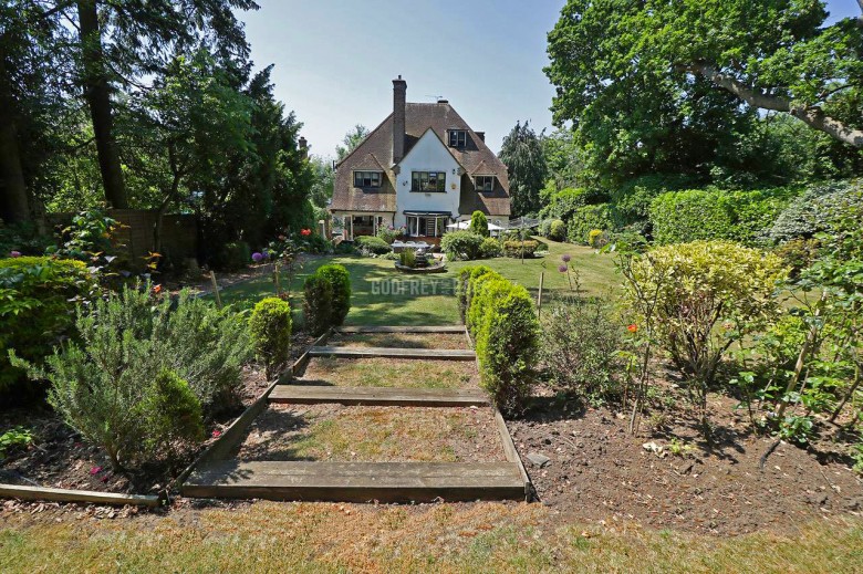Wise Lane, Mill Hill