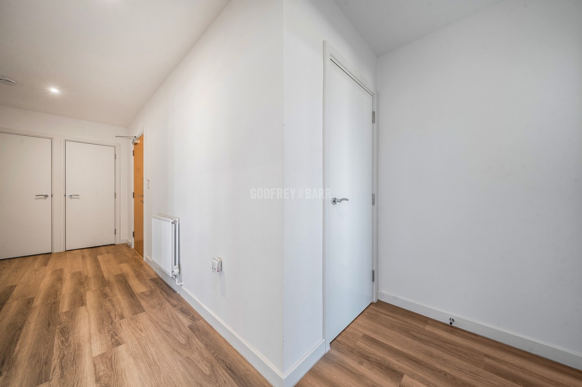 Images for Cornforth Lane, Mill Hill Village