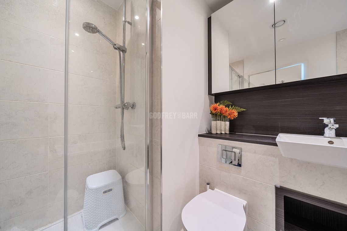 Images for Cornforth Lane, Mill Hill Village