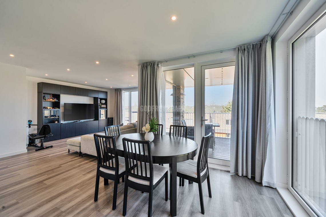Images for Cornforth Lane, Mill Hill Village