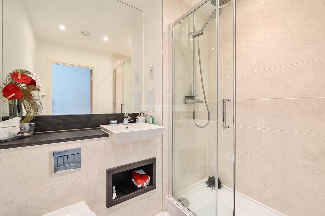 Images for Cornforth Lane, Mill Hill Village