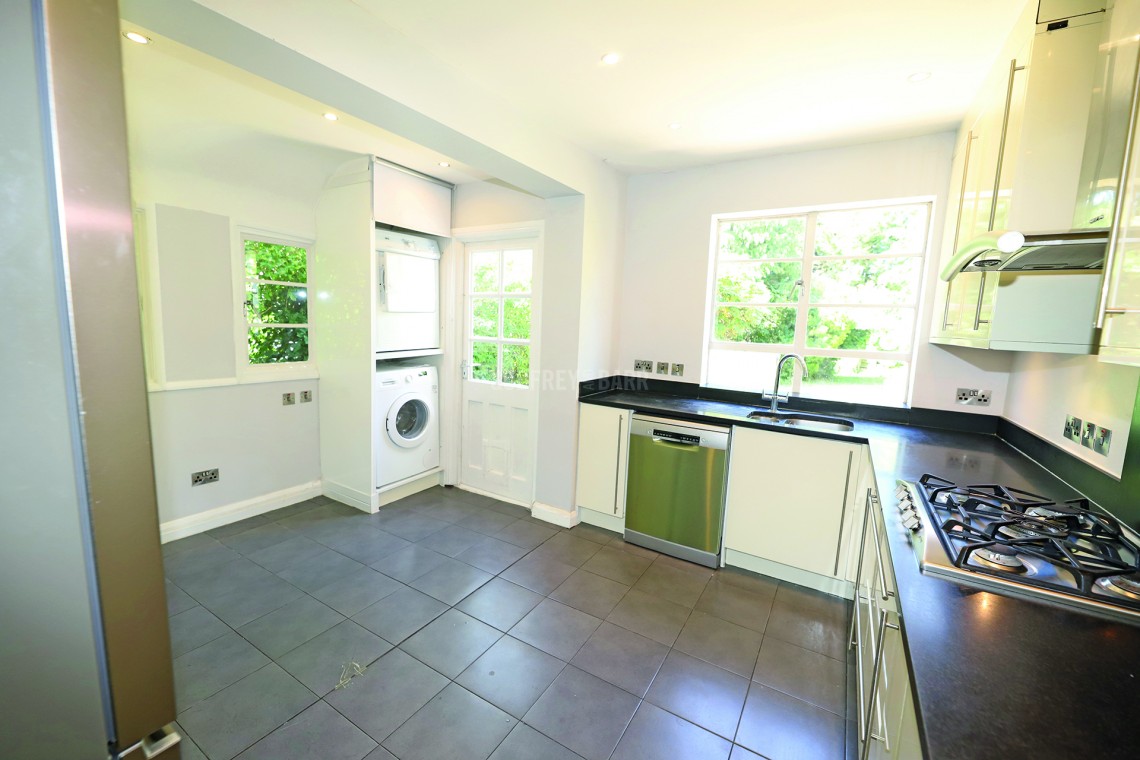 Images for Hutchings Walk, Hampstead Garden Suburb