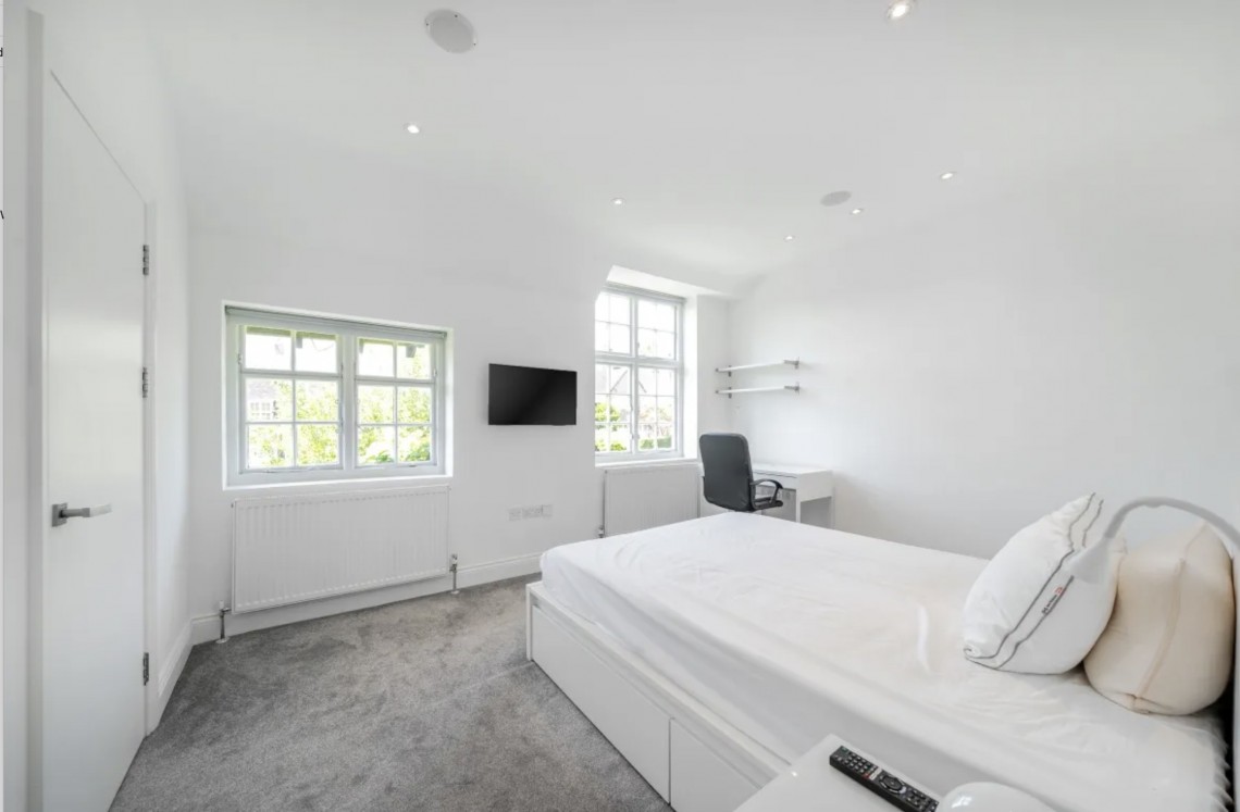Images for Midholm, Hampstead Garden Suburb