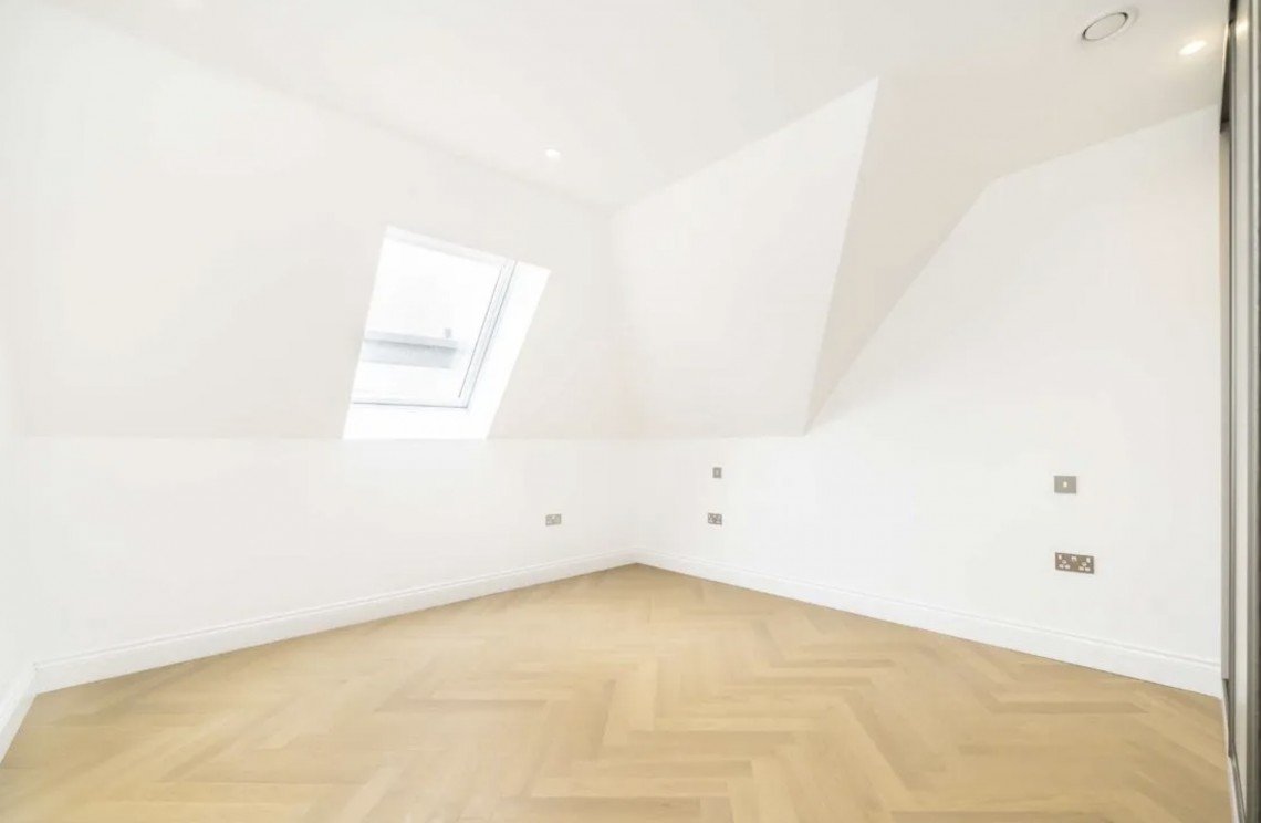 Images for Beechcroft Avenue, Golders Green
